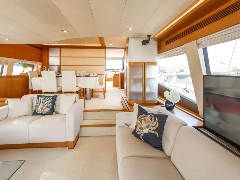 Bootverhuur Ferretti IRENE in Athene via SamBoat
