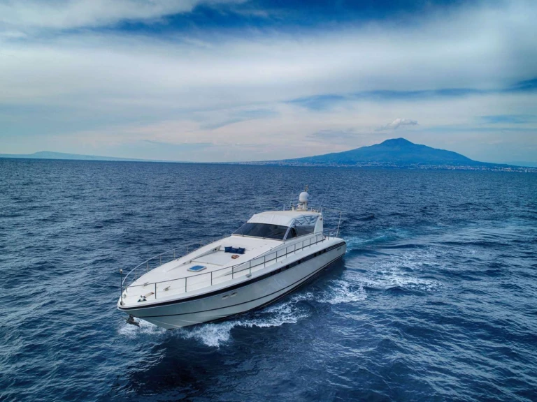Jacht te huur in Sorrento voor de beste prijs