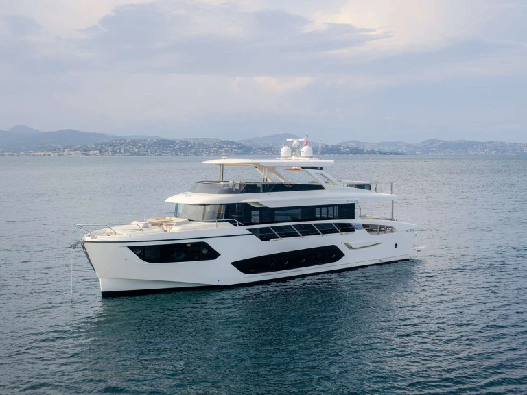 Huur een Absolute SEMELA in Antibes