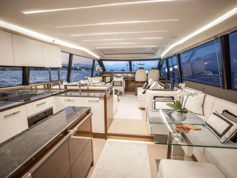 Huur een Prestige Yachts Romy One in Provence-Alpes-Côte d'Azur