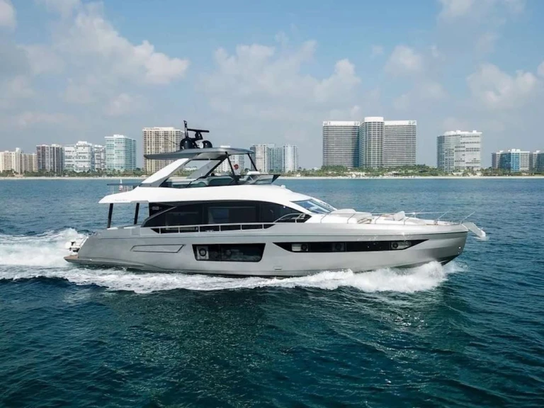 Bootverhuur Azimut Spysea in Miami via SamBoat