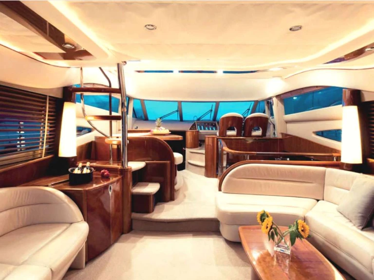 Bootverhuur Ionian Islands goedkoop PRINCESS 61