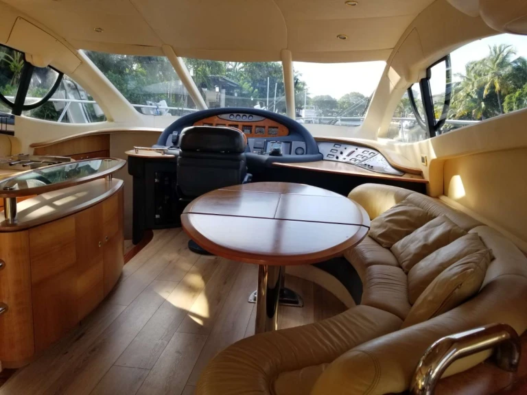 Huur Jacht met of zonder schipper Azimut in Miami Beach