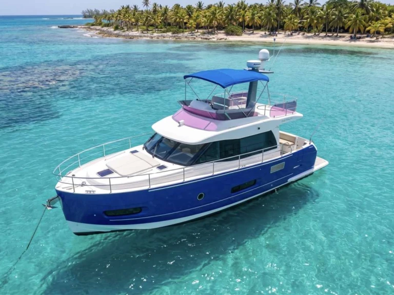 Huur een Azimut Caprice in Miami