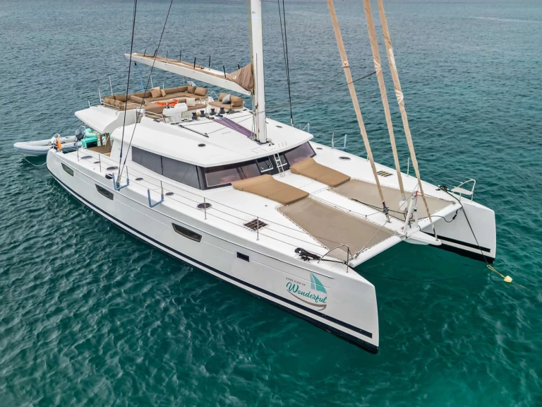 Verhuur Jacht Fountaine Pajot met vaarbewijs
