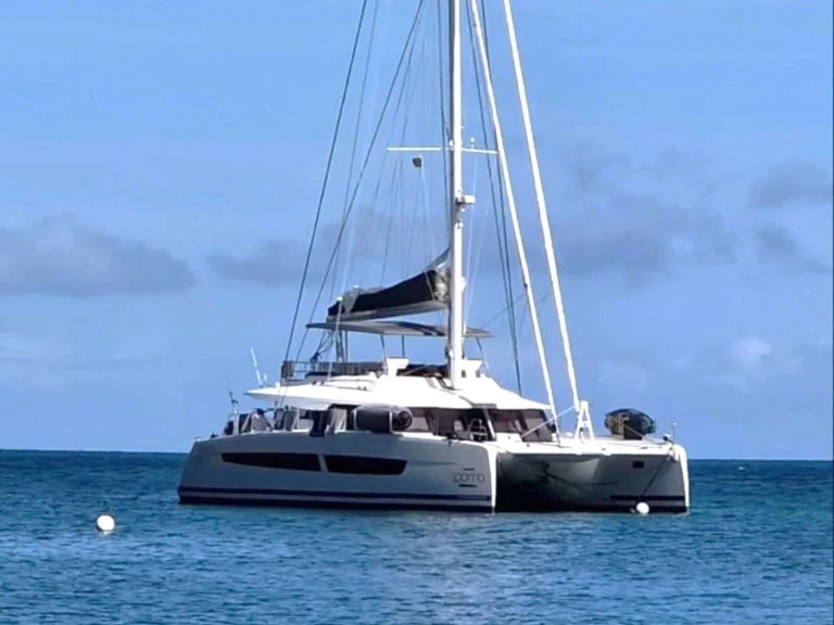 Jachthuur in Corse - Fountaine Pajot LOOMA via SamBoat