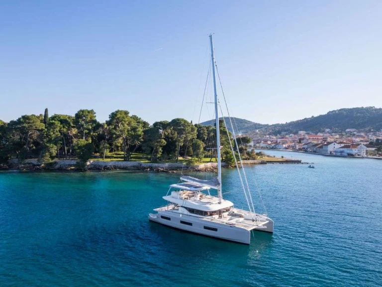 Huur Jacht met of zonder schipper Lagoon in Split
