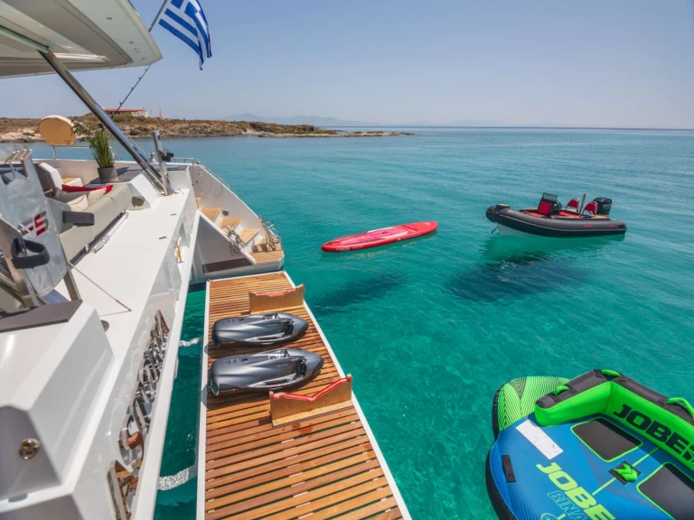 Fountaine Pajot ASTORIA te huur van particulier of professional in Piraeus