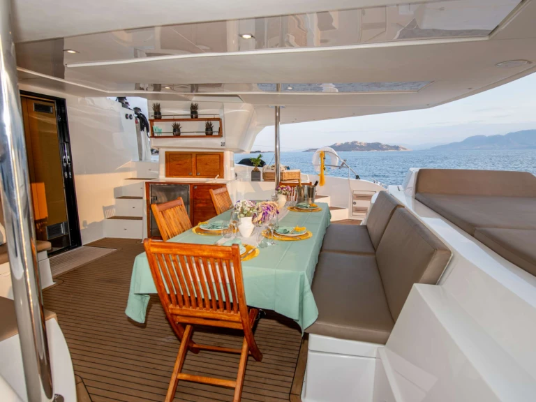 Fountaine Pajot HIGHJINKS  te huur van particulier of professional in Piraeus