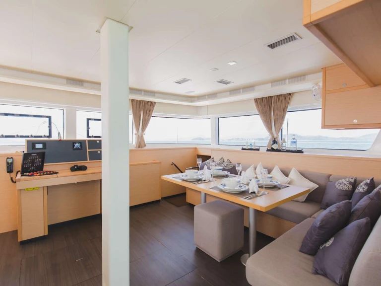 Bootverhuur Lagoon Blue Moon in Phuket via SamBoat
