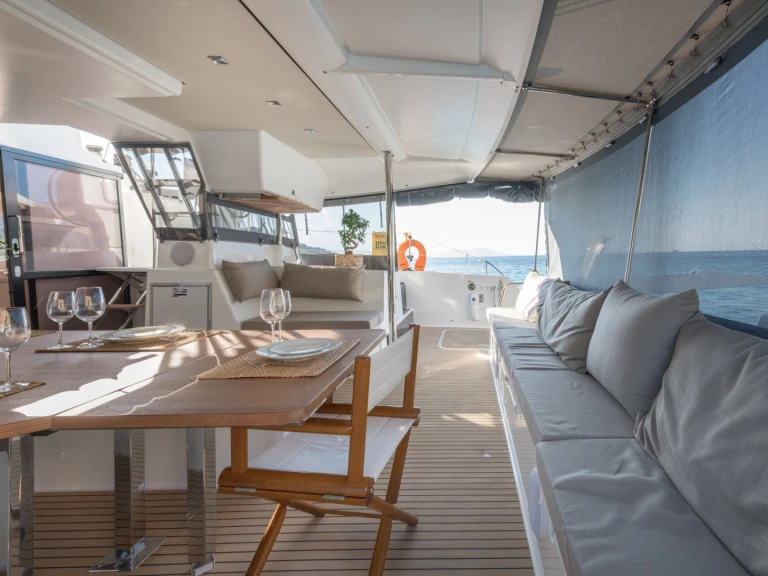 Verhuur Jacht in Piraeus - Fountaine Pajot PI 2