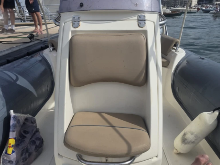 Jachthuur in Lège-Cap-Ferret - Bwa Sport 22 GT via SamBoat