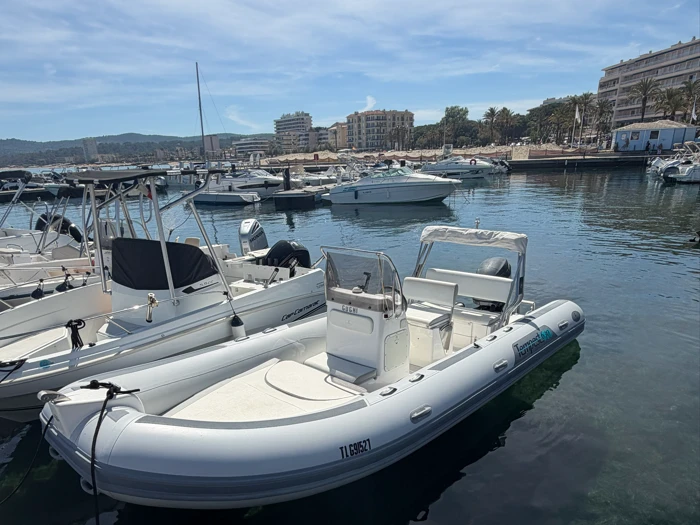Bootverhuur Capelli Tempest 630 in Le Lavandou via SamBoat