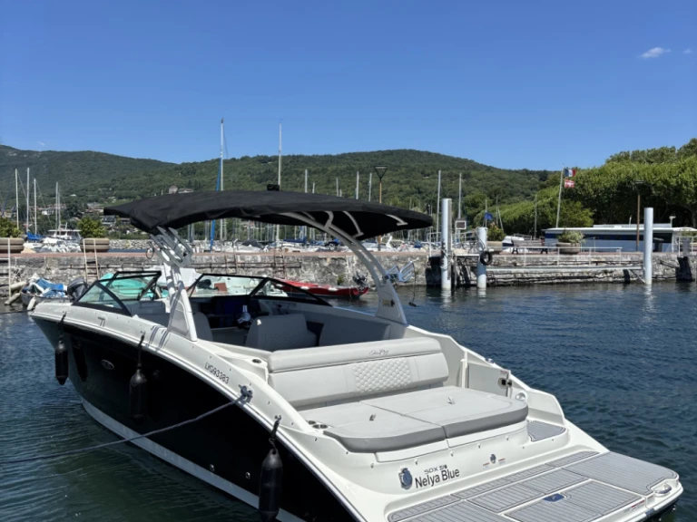 Verhuur Motorboot Sea Ray met vaarbewijs