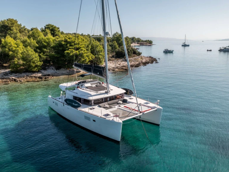 Bootverhuur Lagoon Falco  in Kroatië via SamBoat