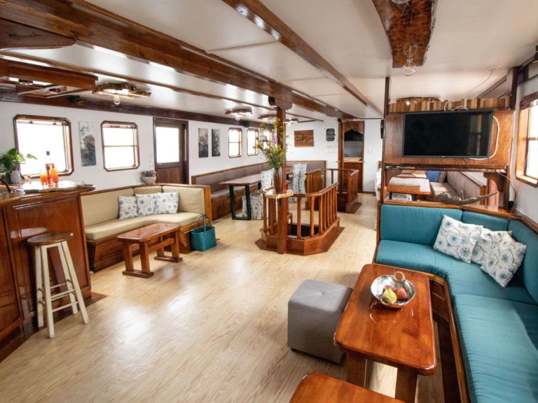 Bootverhuur Custom Gulet-Motor Sailor Aegeotissa II in Lefkada (Eiland) via SamBoat