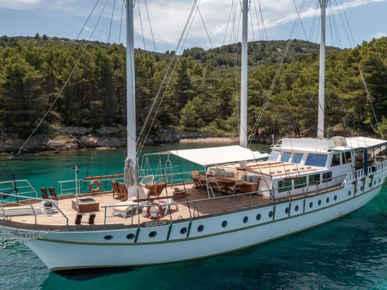 Bootverhuur Custom Gideon in Split via SamBoat