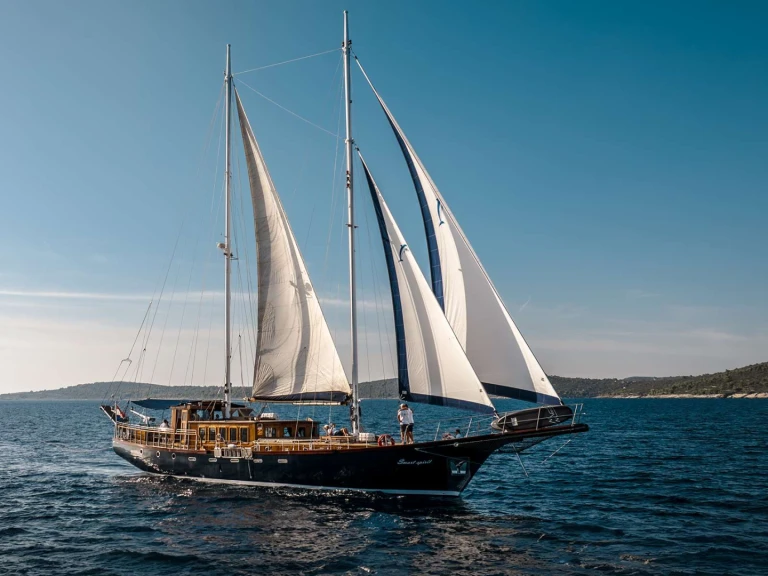 Huur een Custom Smart Spirit in Trogir