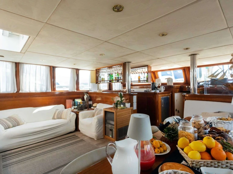 Huur Jacht met of zonder schipper Ege Yat in Capo d'Orlando