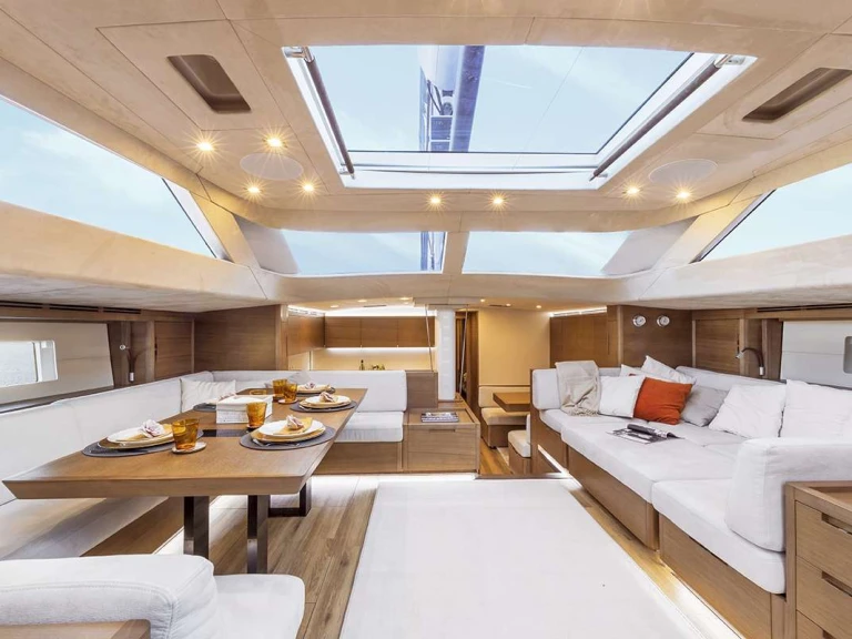 Huur een Advanced Yachts Jikan in Portisco