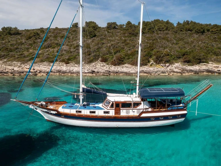 Jachthuur in Split - Custom Hera via SamBoat