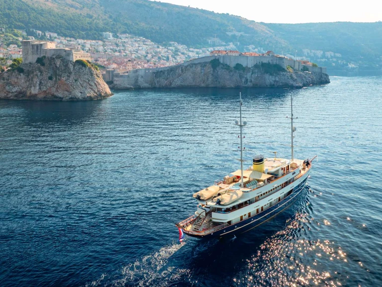 Bootverhuur Custom CASABLANCA in Trogir via SamBoat