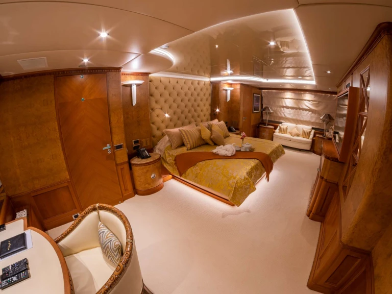 Bootverhuur CRN Cantieri AZUL V  in Langkawi via SamBoat