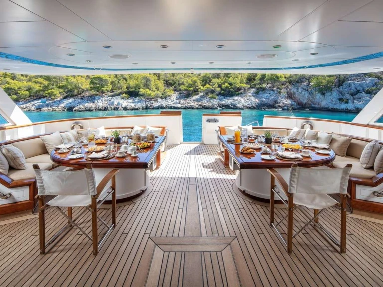 Feadship Kassandra te huur van particulier of professional in Athene