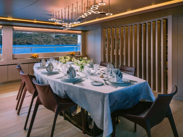 Huur een Codecasa XANA in Piraeus