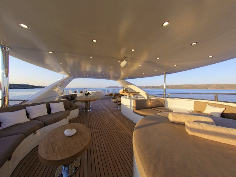 Benetti GRANDE AMORE te huur van particulier of professional in Athene