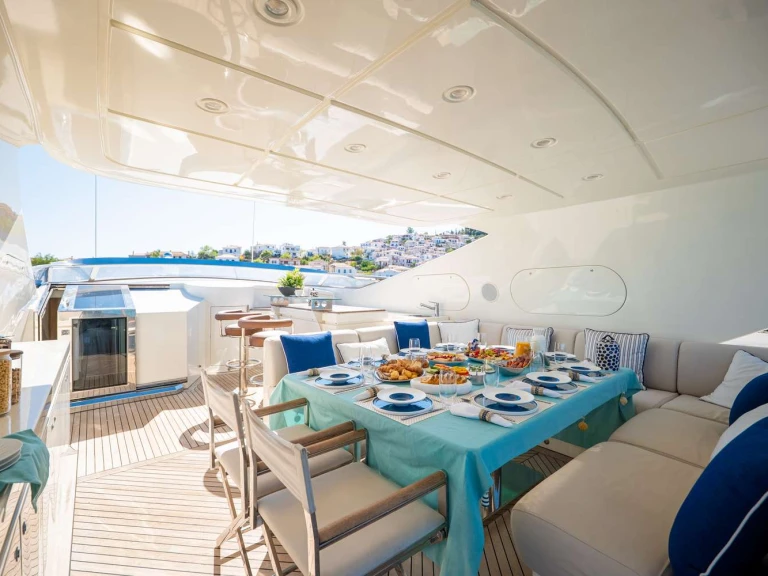 Verhuur Jacht in Athene - ISA, RODRIGUEZ GROUP ITALY LIBERDADE