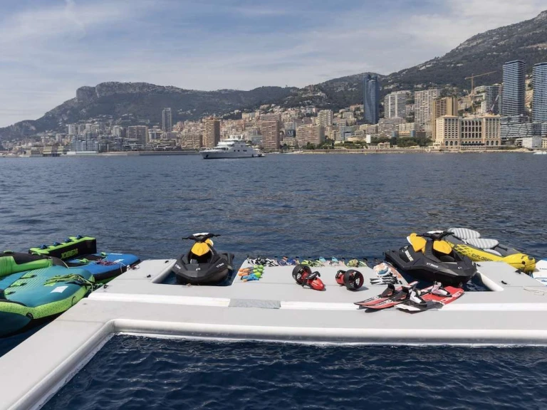 Bootverhuur Ventimiglia goedkoop IRAMA