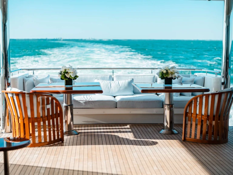 Huur een Westport BLUE TIME in Miami
