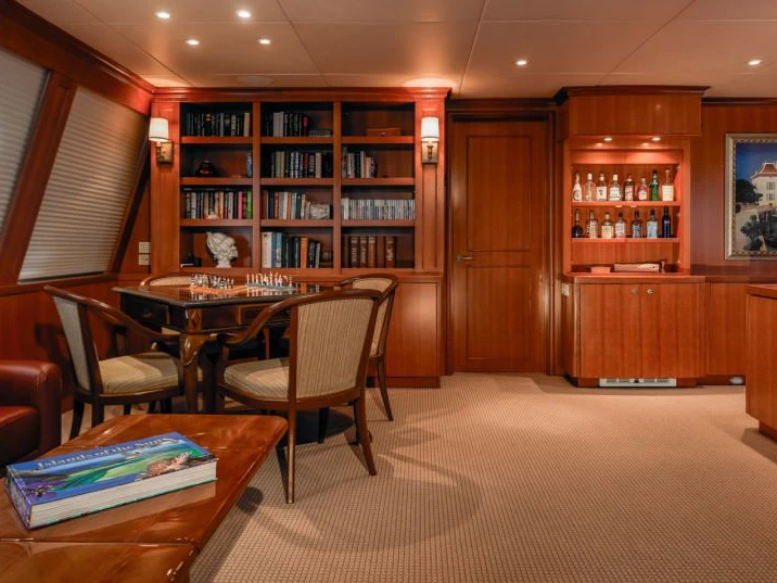Verhuur Jacht Delta Marine met vaarbewijs