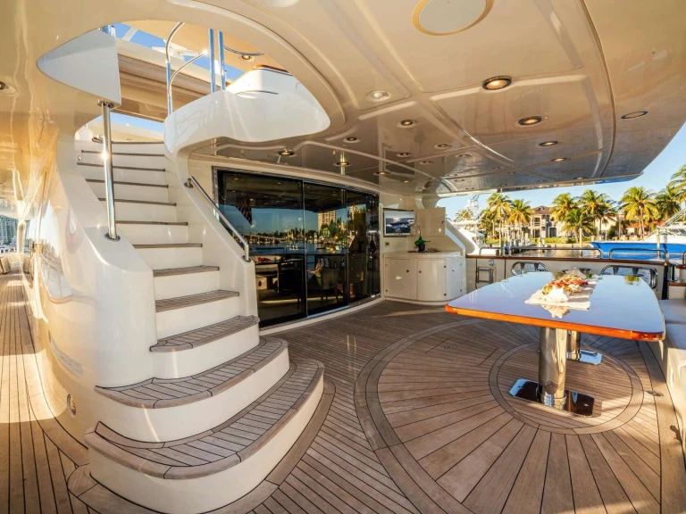 Bootverhuur Azimut VIVERE in Atlantic Highlands via SamBoat