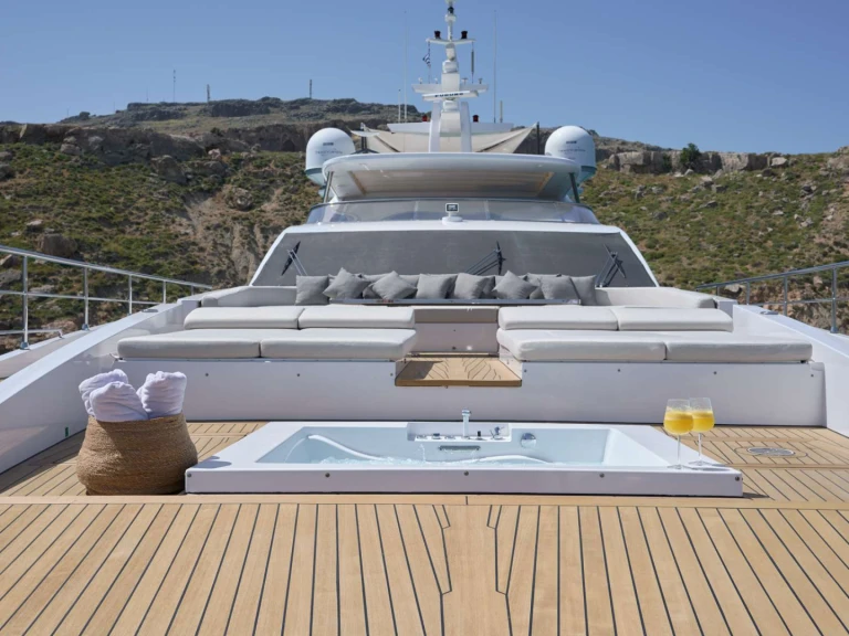 Azimut PURA VIDA te huur van particulier of professional in Griekenland