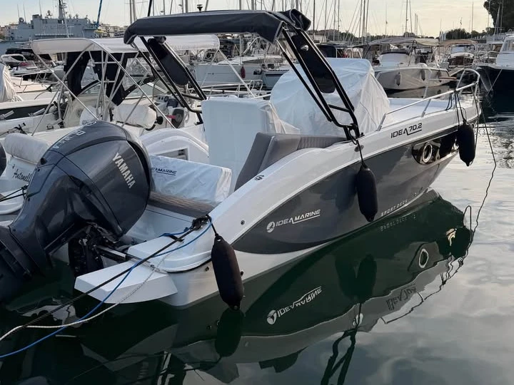 Huur Motorboot met of zonder schipper Idea Marine in Brindisi Port