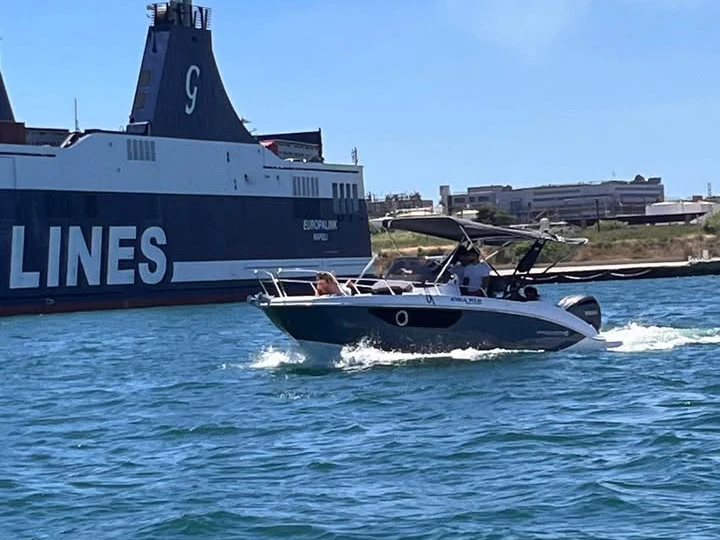 Huur een Idea Marine Idea 70.2 in Brindisi Port