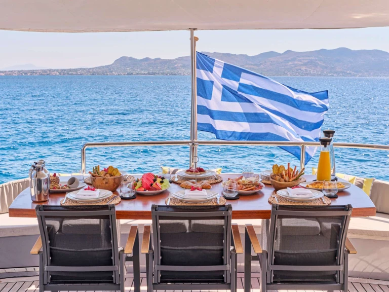 Bootverhuur Mondomarine SANJANA in Athene via SamBoat