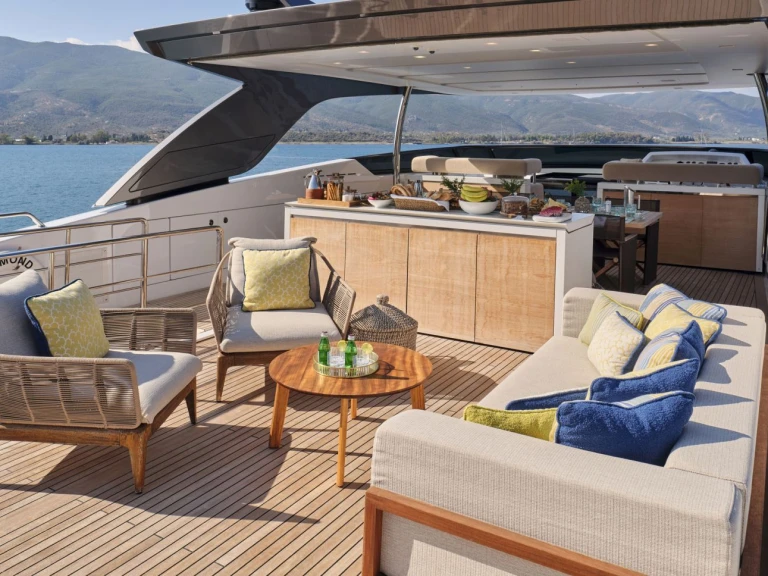 Jachthuur in Athene - San Lorenzo RARE DIAMOND via SamBoat