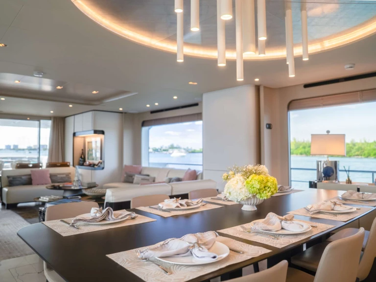 Bootverhuur Azimut ALEGRIA in Miami via SamBoat