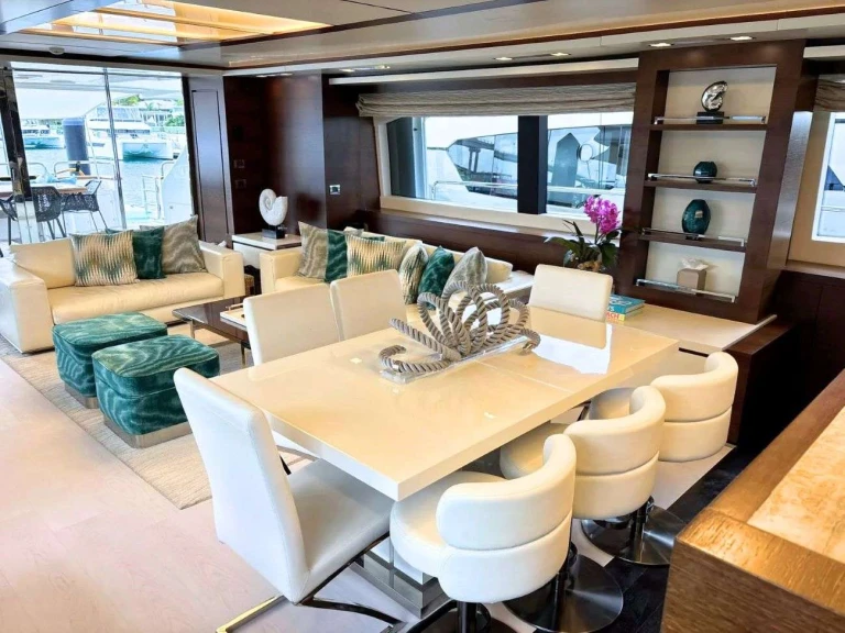Bootverhuur Azimut INSIEME in Nassau via SamBoat