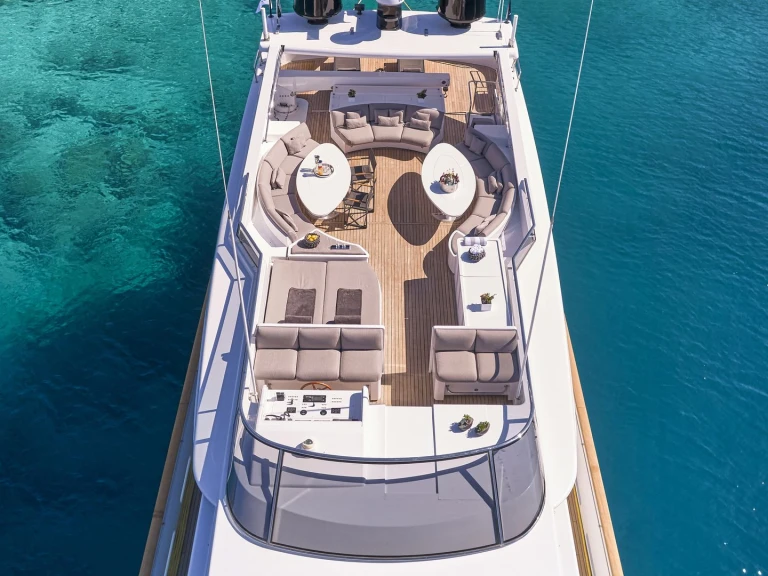 Huur Jacht met of zonder schipper Cantieri di Pisa, Italy in Athene