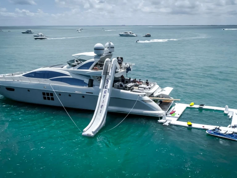 Verhuur Jacht in Miami - Azimut Scarlet