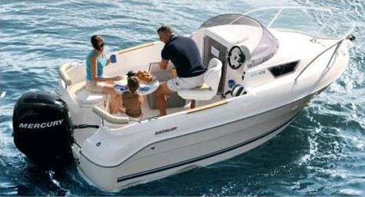 Bootverhuur Quicksilver Activ 420 Cabin in Sète via SamBoat
