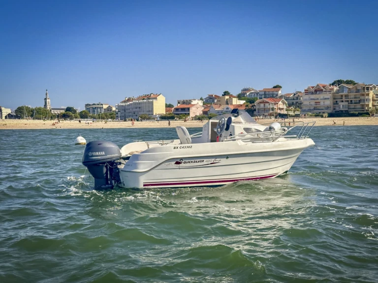 Verhuur Motorboot in Sète - Quicksilver Activ 420 Cabin