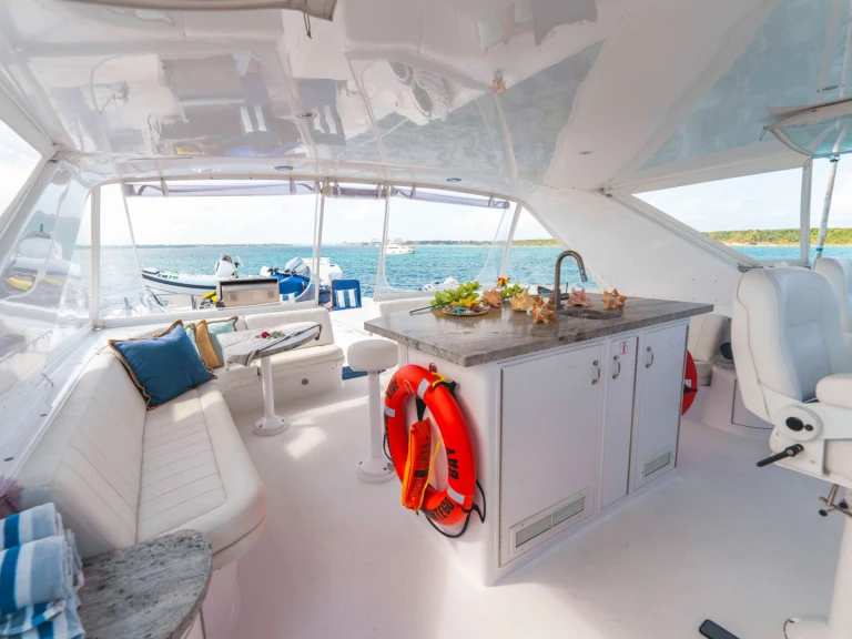 Huur Jacht met of zonder schipper Hatteras in Newport