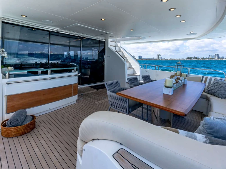 Bootverhuur Princess, UK NO CURFEW in Port Jefferson via SamBoat