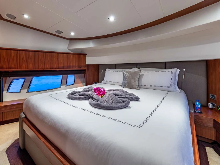 Sunseeker EMRYS te huur van particulier of professional in Nassau