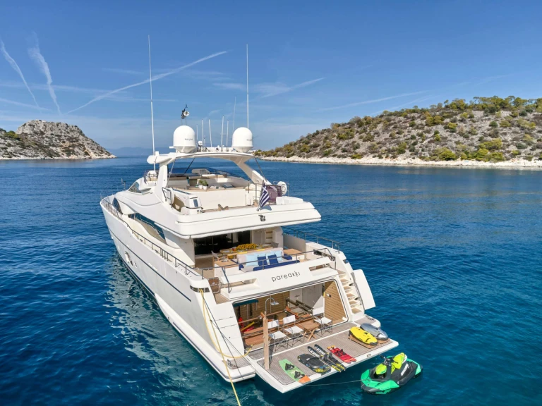 Bootverhuur Ferretti PAREAKKI in Athene via SamBoat